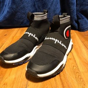 Champion Pro Black 9/10 Cond.